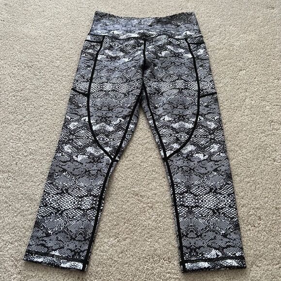 ZYIA ACTIVEWEAR SIZE4 LEGGINGS - Picture 1 of 4
